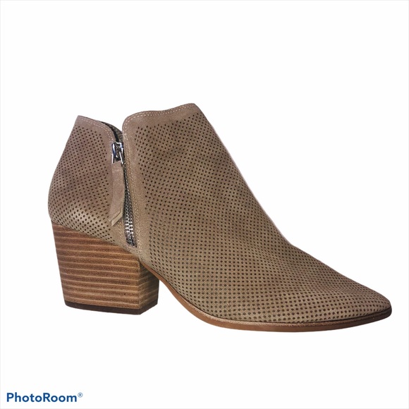 VINCE CAMUTO Nethera Taupe Suede Booties Sz 10 - Picture 1 of 10
